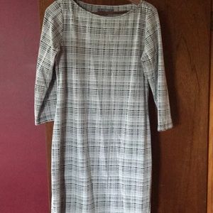 Tweed like knee length dress super cute